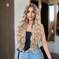 Lacefront Blonde Extra Long Wavy 30